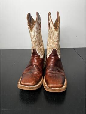 Justin Men's Bent Rail Performance Caddo Wide Square Toe Cowboy Boot - 8.5